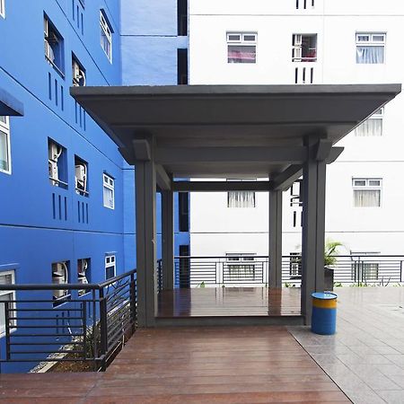 Reddoorz Apartment @ Green Pramuka จาการ์ตา ภายนอก รูปภาพ