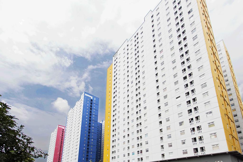 Reddoorz Apartment @ Green Pramuka จาการ์ตา ภายนอก รูปภาพ