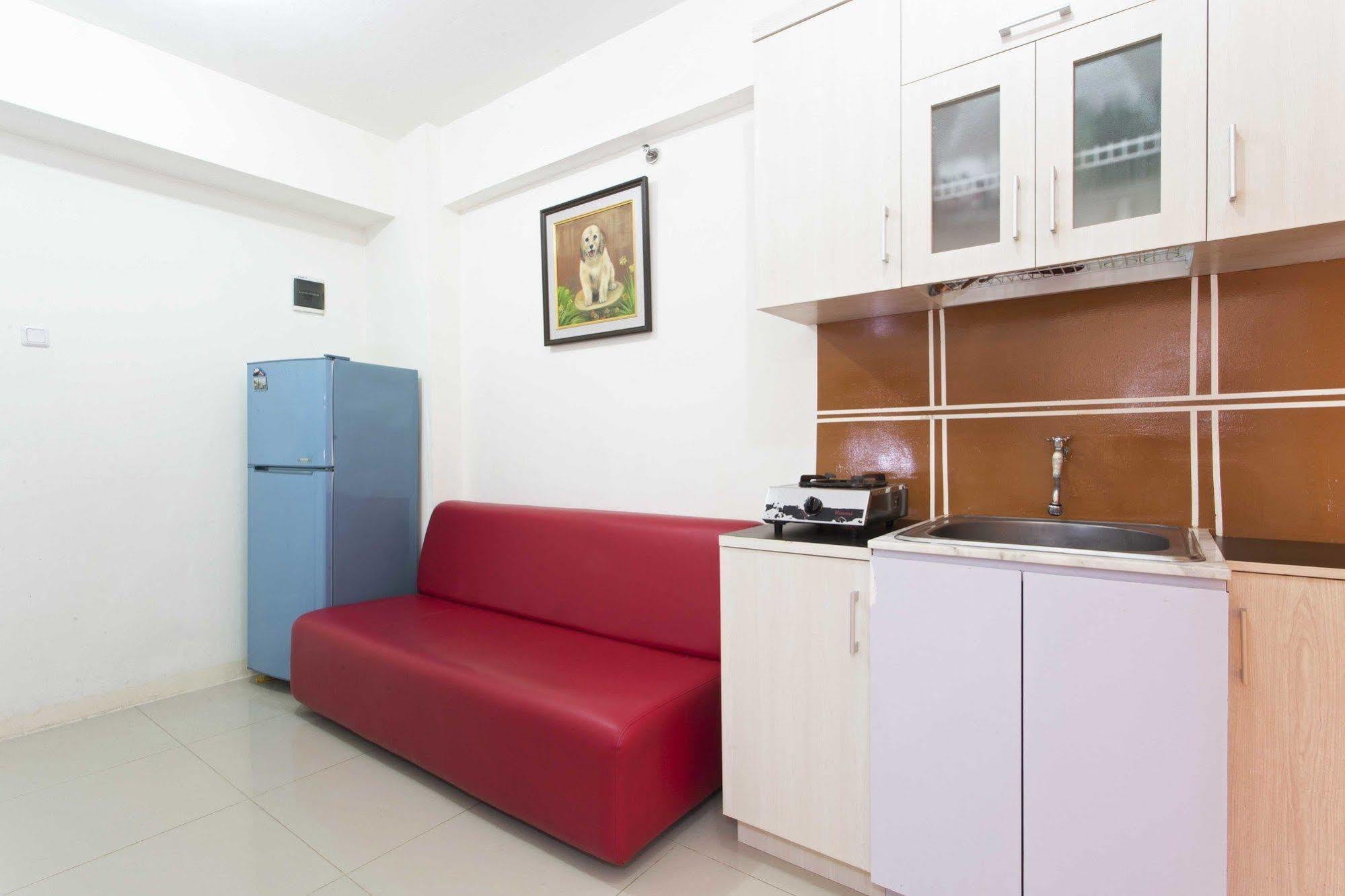 Reddoorz Apartment @ Green Pramuka จาการ์ตา ภายนอก รูปภาพ